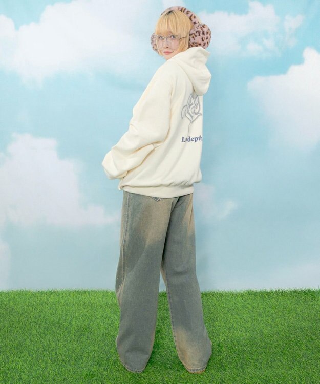 WEGO 【ユニセックス着用ITEM】ハートモチーフプルパーカー ホワイトアイボリー