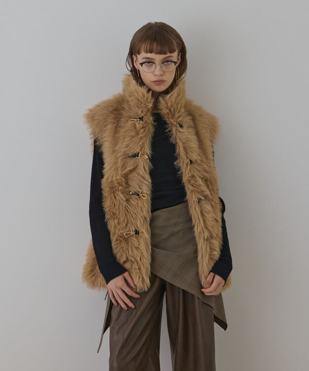 GRACE CONTINENTAL URBANCODE 衿付きジレ キャメル