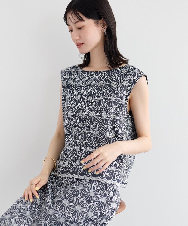 YECCA VECCA フラワーレースブラウス Navy