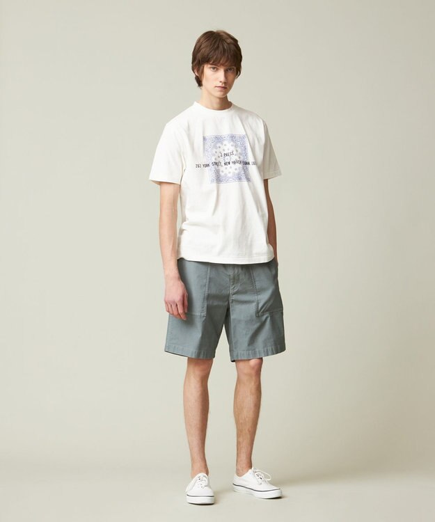 J.PRESS MEN ペイズリーバンダナプリントTシャツ ホワイト系
