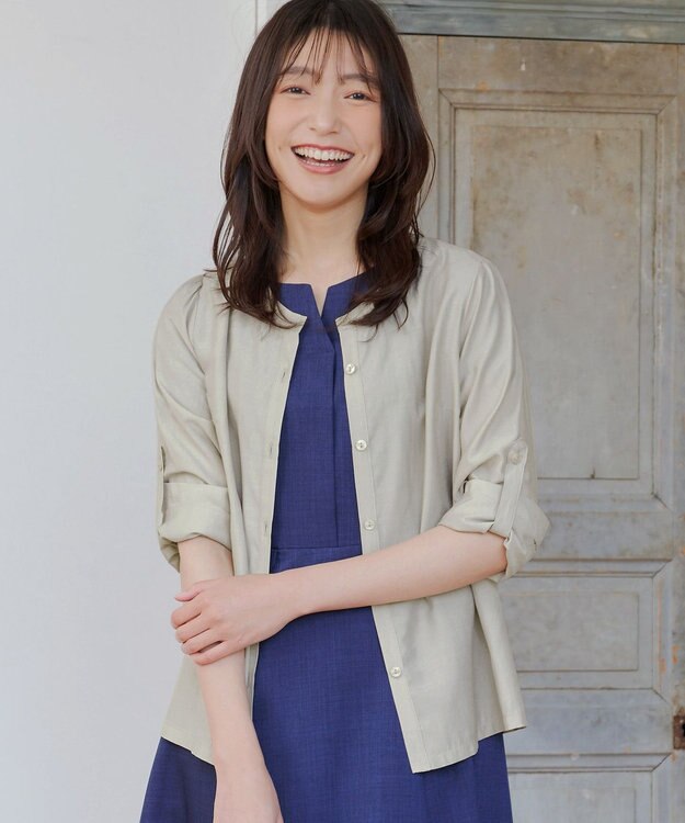 Tiaclasse L 【洗える】ノーカラーシアーシャツ ベージュ