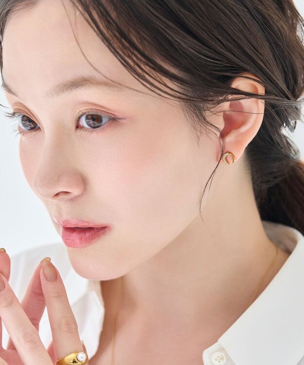 Phoebe 〈金属アレルギー対応〉グロッシーミニホースシューピアス　ゴールド　ステンレス/馬蹄/蹄鉄/ラッキーモチーフ/ギフト/プレゼント ゴールド
