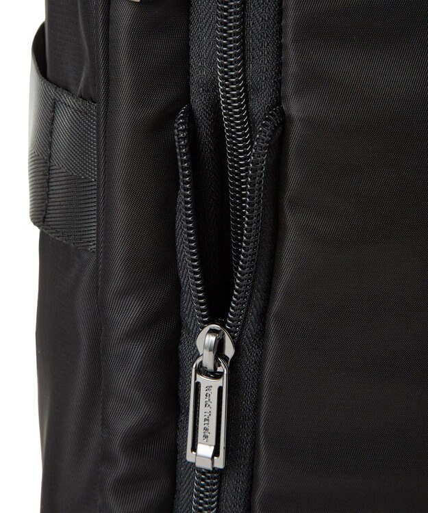 ACE BAGS & LUGGAGE World Traveler サビオ ビジネスリュック B4サイズ 15.6インチPC収納 エキスパンド(容量拡張) ２気室 65343 ワールドトラベラー ブラック