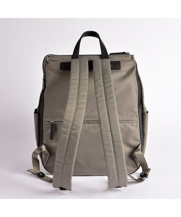 Y'SACCS NEWすっきりシリーズ　リュックサック グレージュ