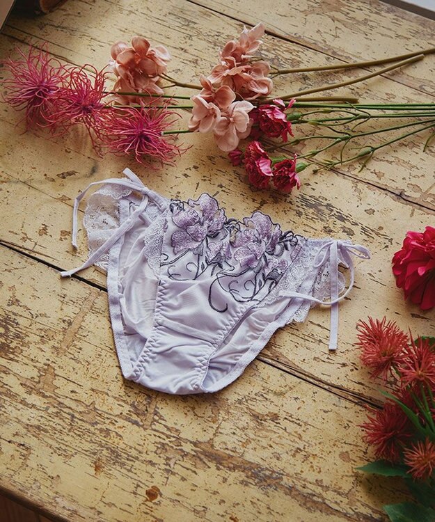 San-ai Resort（三愛水着楽園） 【SALE】エレガントコレクション2403ヒモショーツ  【northerly】 パープル