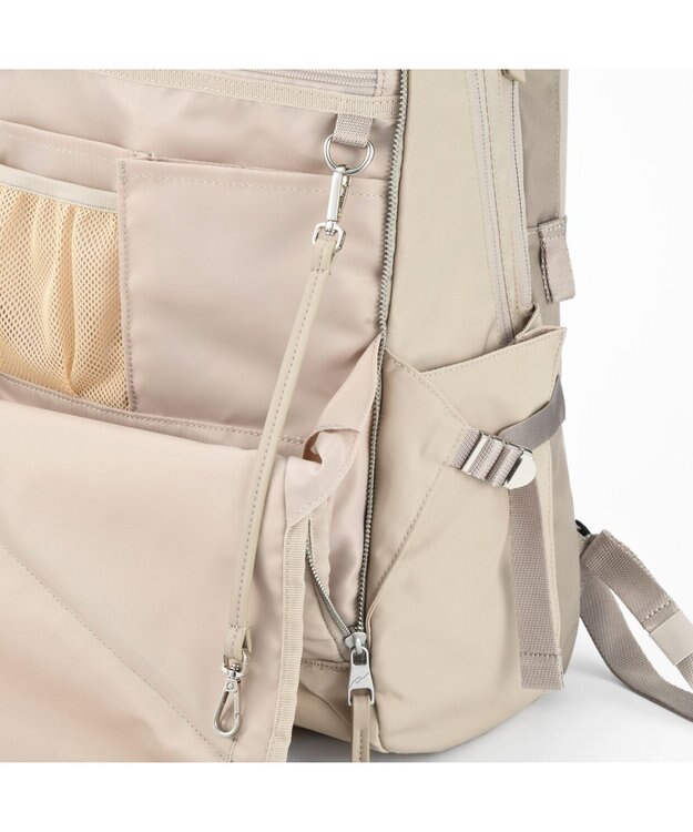ACE BAGS & LUGGAGE W&.Day/Night トゥキ スクエアリュック B4サイズ 15.6インチPC収納 20512 ダブルアンドデイナイト ライトベージュ