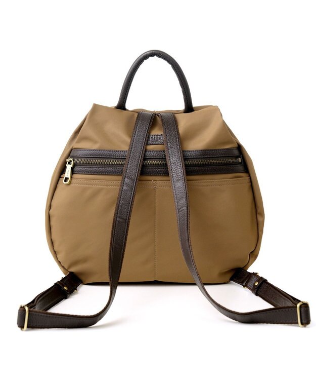 IBIZA ディアリオ　ナイロン　リュック オーク