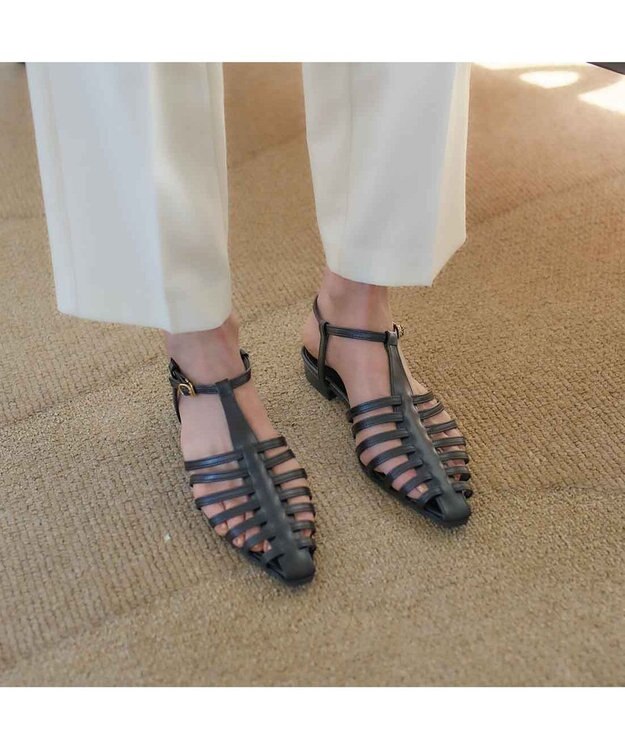 MODE ET JACOMO <carino>ポインテッドトゥグルカサンダル ブラック