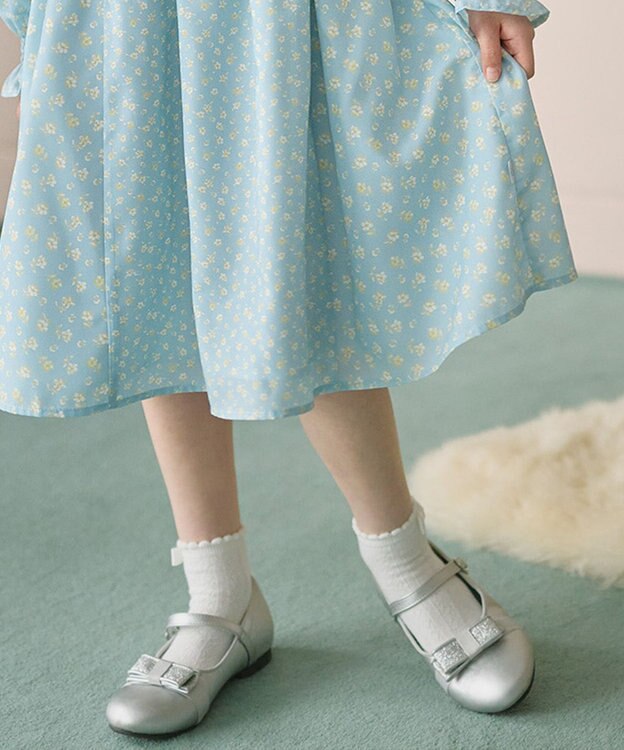 組曲 KIDS 【18-21㎝】かんたんストラップ バレエシューズ シルバー系