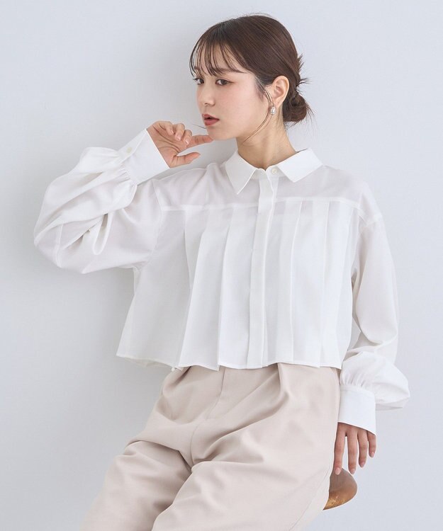 earth music&ecology タックプリーツショートシャツ Off White