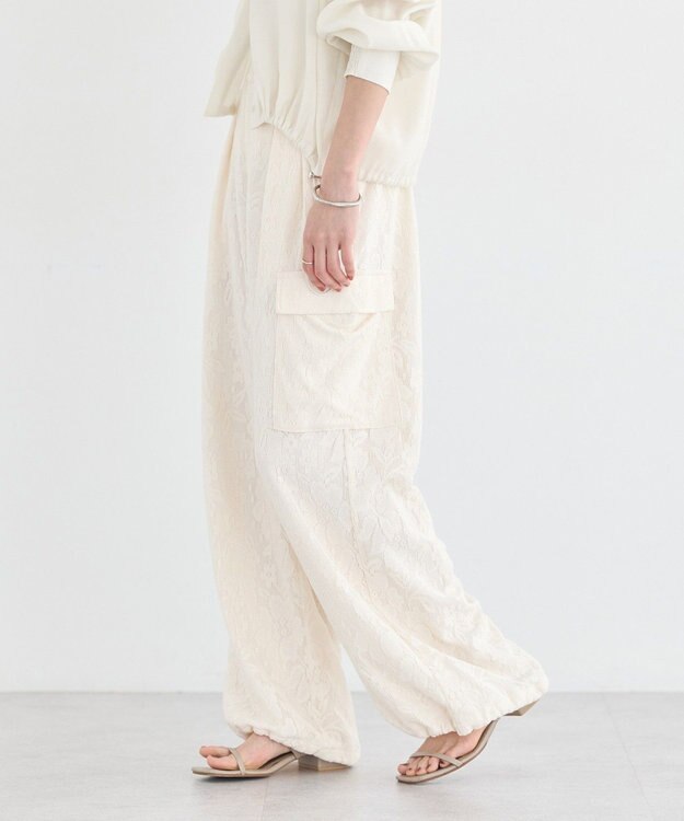 earth music&ecology 総レースカーゴパンツ Ivory