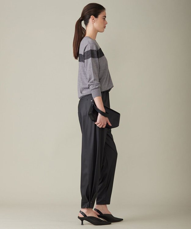 ICB 【洗える】 ライトフェイクレザー バレルパンツ ブラック系