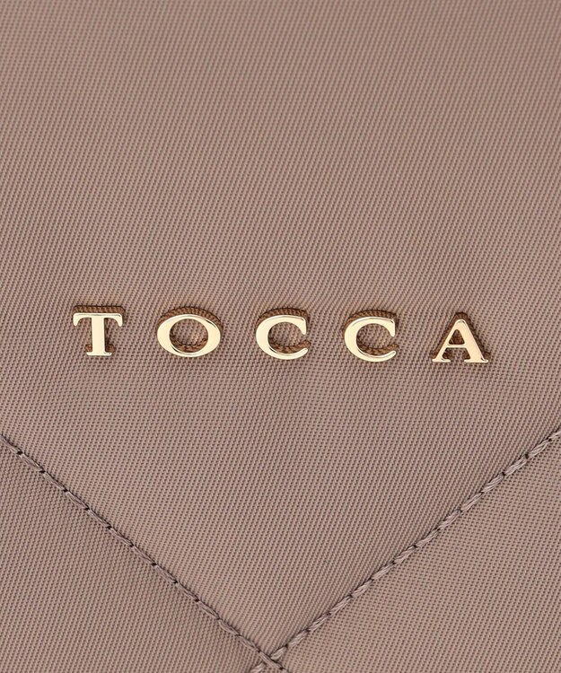 TOCCA 【撥水・A4サイズ対応】TRACE PAVE QUILT TOTE キルトバッグ ベージュ系