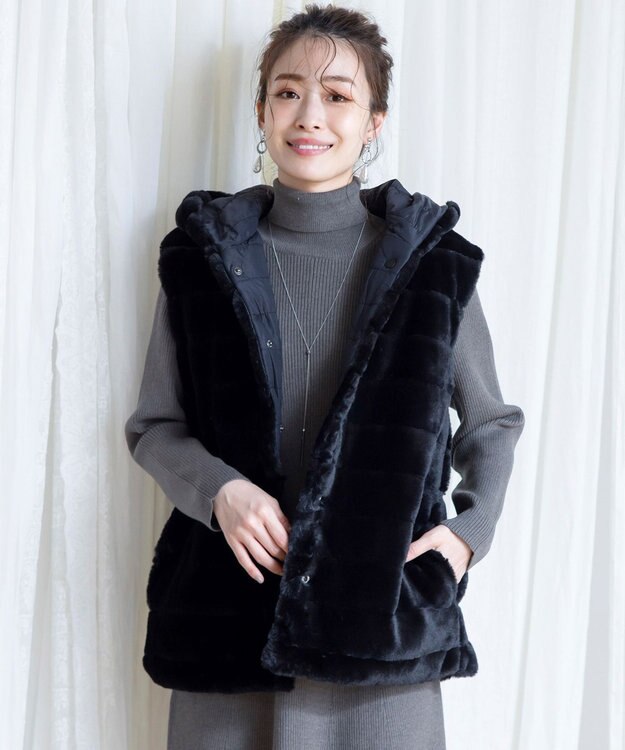 Tiaclasse 【2WAY】着回し自由のリバーシブルキルトフェイクファーベスト ブラック
