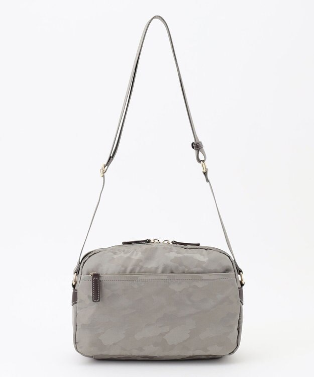 LA BAGAGERIE カモフラジャカード はっ水ショルダー グレージュ