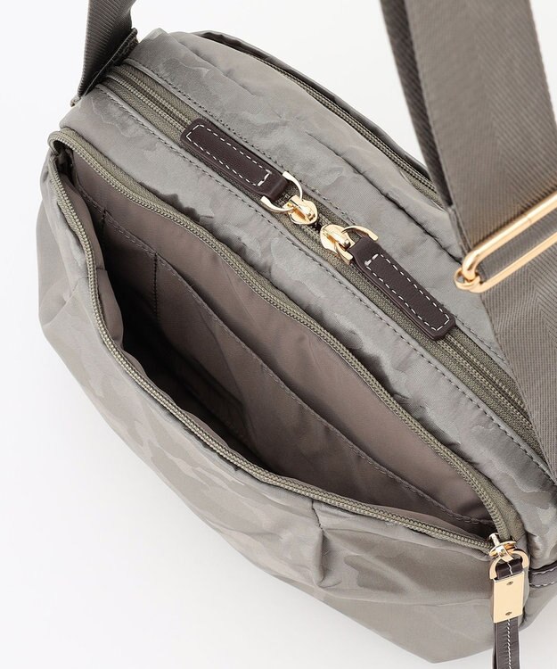 LA BAGAGERIE カモフラジャカード はっ水ショルダー グレージュ