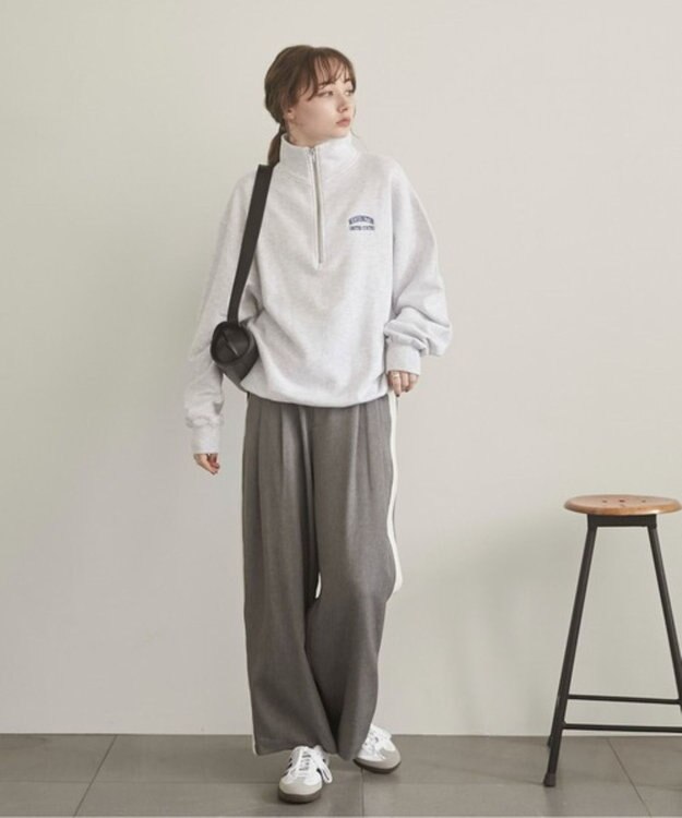 WEGO 【ANGIE VINTAGE】ワンポイント刺繍ハーフZIPスウェットプルオーバー ライトグレー