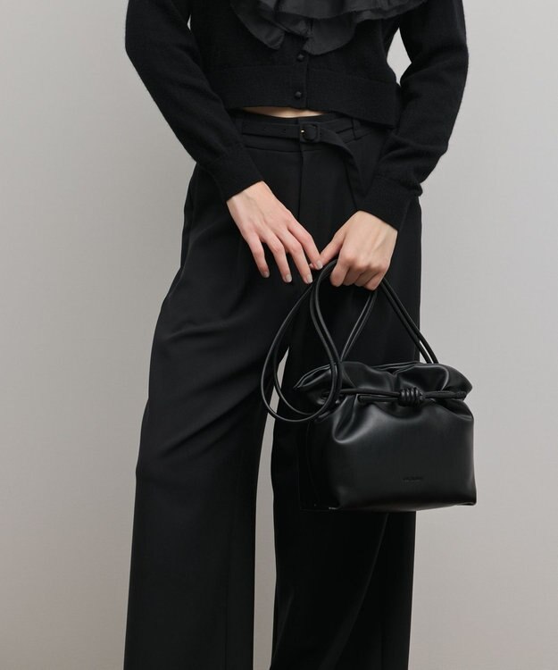 GRACE CONTINENTAL ADD CULUMN LONG SHLD BAG ブラック
