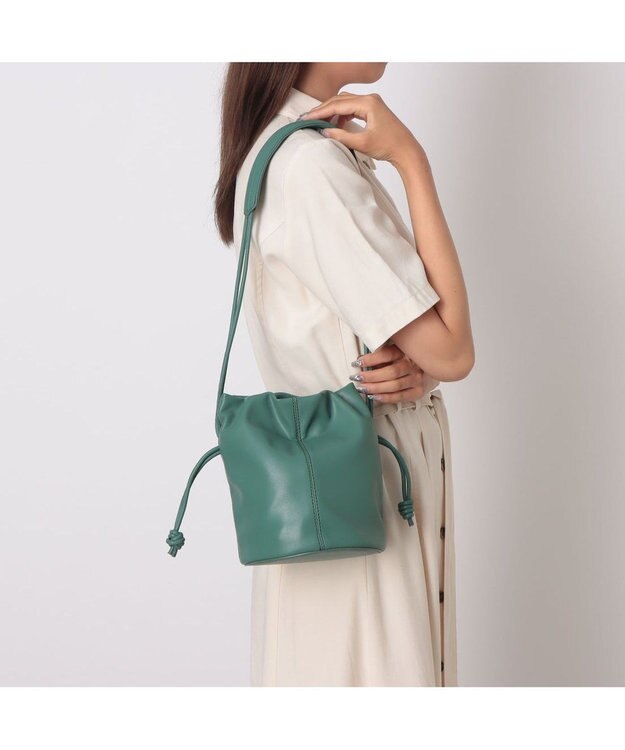 UNBILLION カシュカシュ cachecache / ソフト巾着ショルダーバッグ グリーン