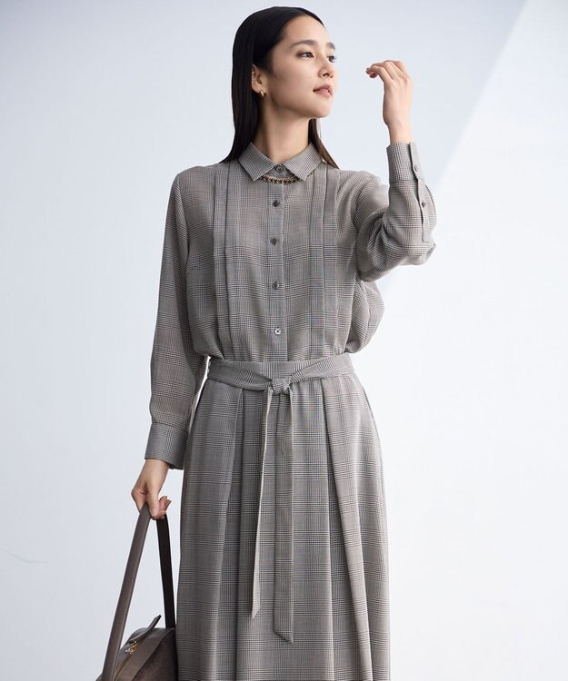 自由区 【SHIHOさん着用】TWハイツイストビエラタックディテール ブラウス グレンチェック