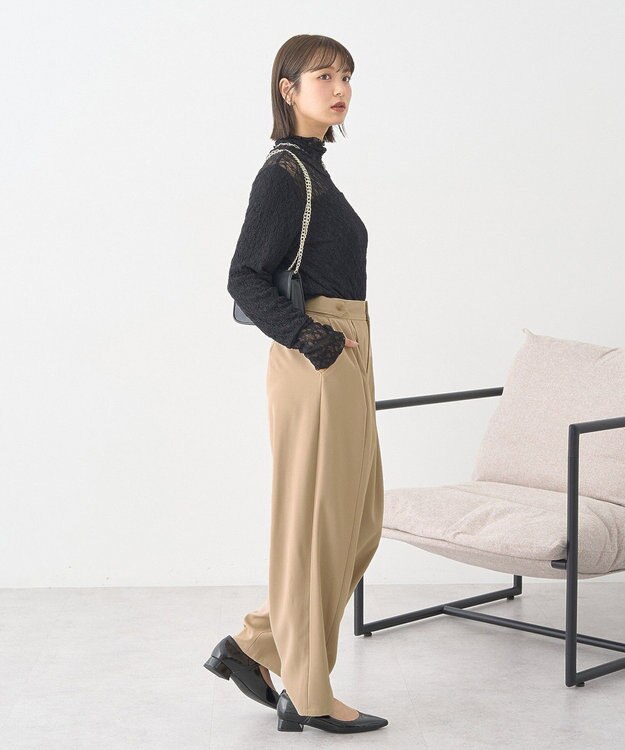 earth music&ecology タックコクーンパンツ Beige