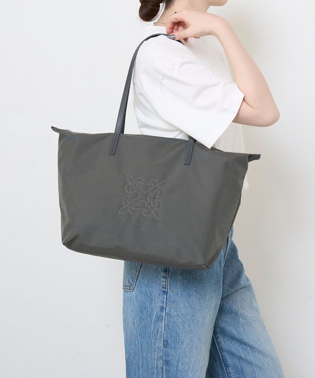 russet ＜390g/撥水性あり＞天ファスナー付きコーデュラナイロントートバッグ(CE-1560) Gray