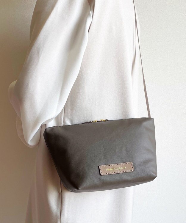 Hekhèr Le Style de Vie 新型追加【日本製 / 汚れにくい】PUコートコットンキャンバス×牛革付属 ショルダーバッグ グレージュ