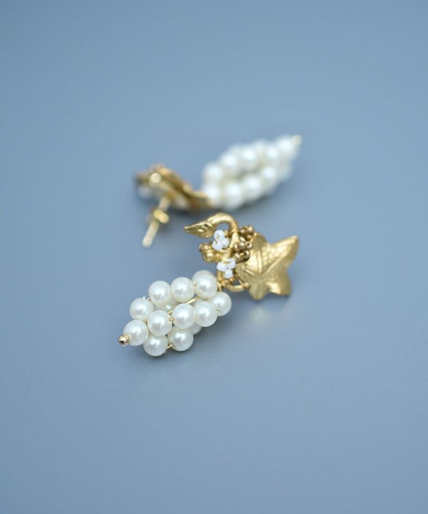 monshiro ブドウピアス ホワイト