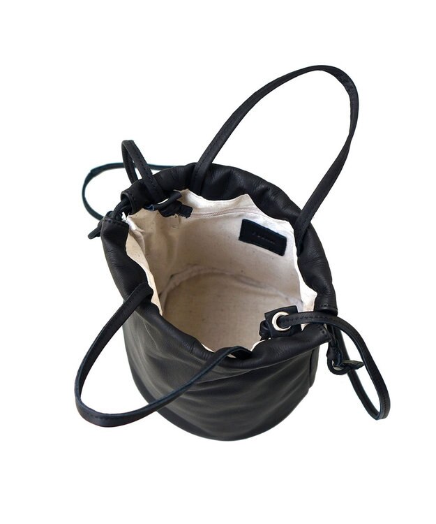 FOLNA RD ソフトレザー2WAY巾着ショルダーバッグ ブラック