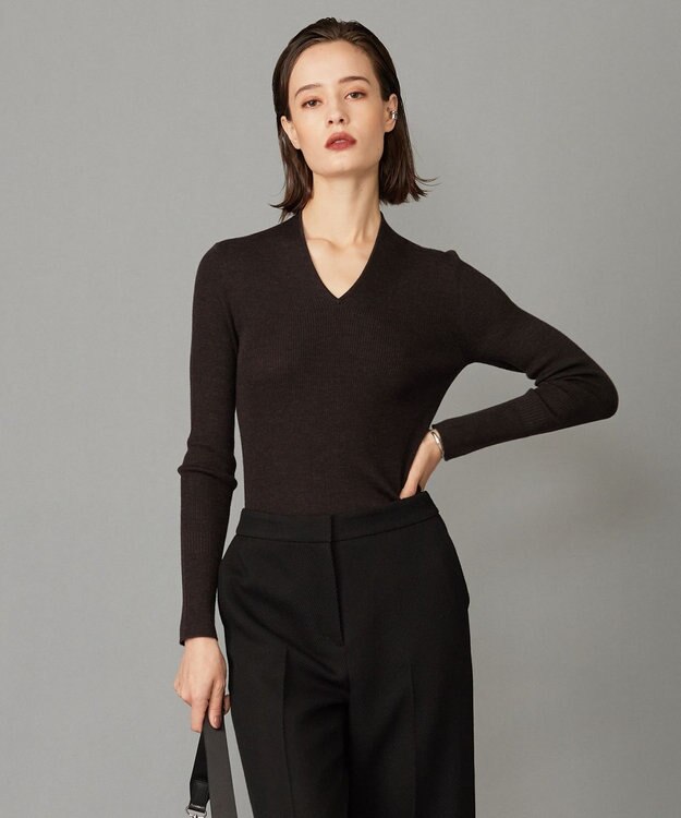 ICB 【洗える】エクストラファインメリノ Vネックプルオーバー バーントブラウン系