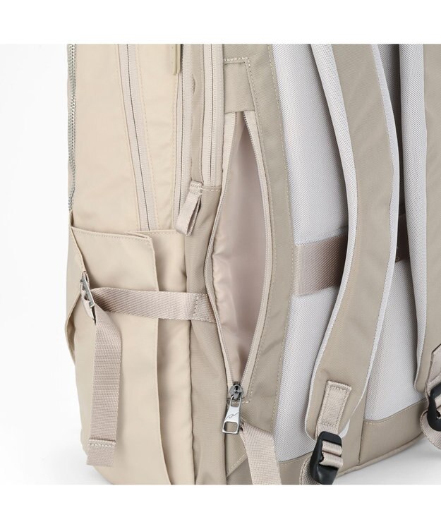 ACE BAGS & LUGGAGE W&.Day/Night トゥキ スクエアリュック B4サイズ 15.6インチPC収納 20512 ダブルアンドデイナイト ライトベージュ