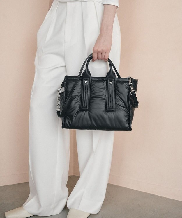 TOPKAPI 【TREASURE TOPKAPI】メタリック パデット ショルダー付 トートバッグ ブラック