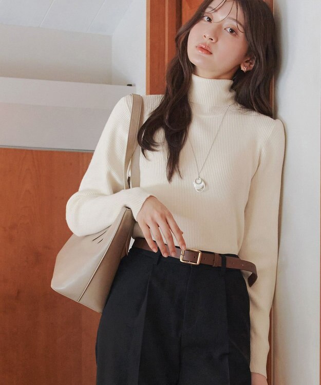 Tiaclasse L 【新色追加・洗える】リブタートルニット オフホワイト