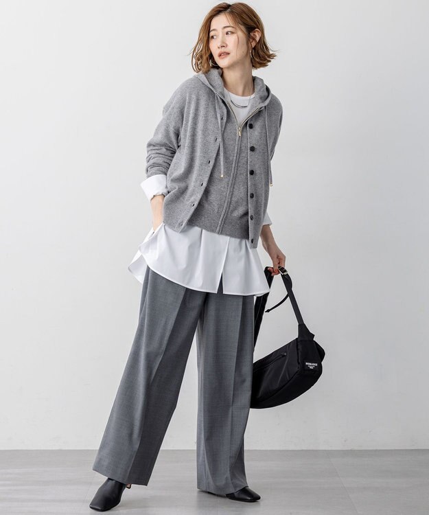 23区 L 【見上愛さん着用/STORY掲載】ピュアカシミヤ クルーネック カーディガン ライトグレー系