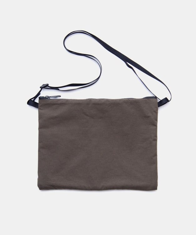 NIZYU KANO LIGHT NYLONサコッシュS モカブラウン