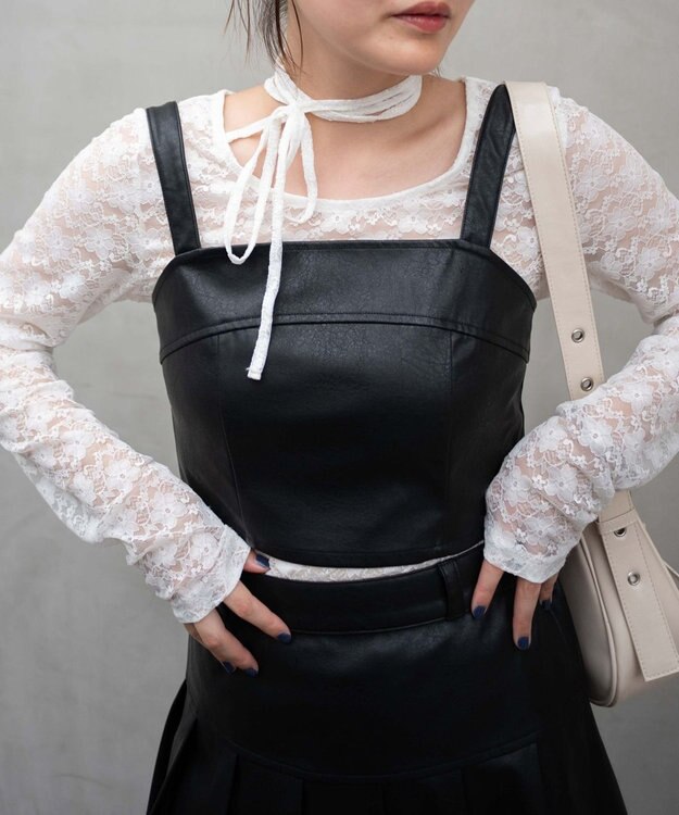 WEGO Fレザービスチェ ブラック