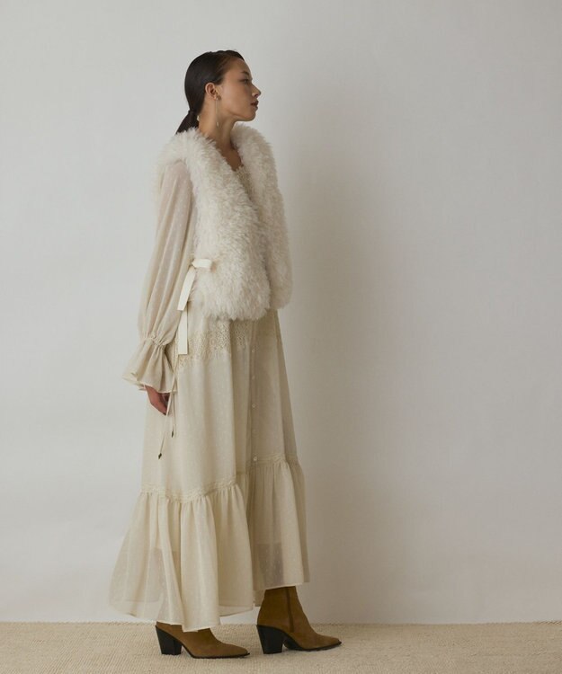 GRACE CONTINENTAL ショ－トファ－ジレ キナリ