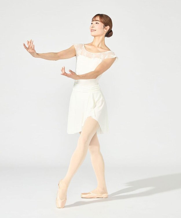 Chacott フレンチスリーブレオタード オフホワイト