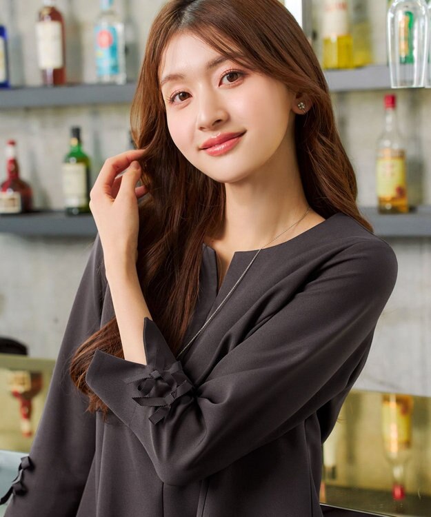 Tiaclasse 袖リボンチュニック チャコールグレー