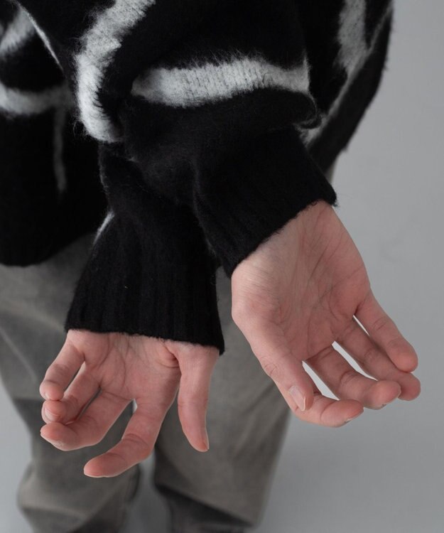 WEGO 【ユニセックス着用ITEM/MLサイズ展開】ファジーパターンプルオーバー ブラック