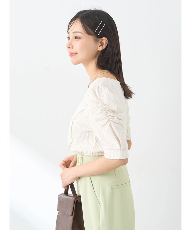 earth music&ecology ぽこぽこパワショルプルオーバー Ivory