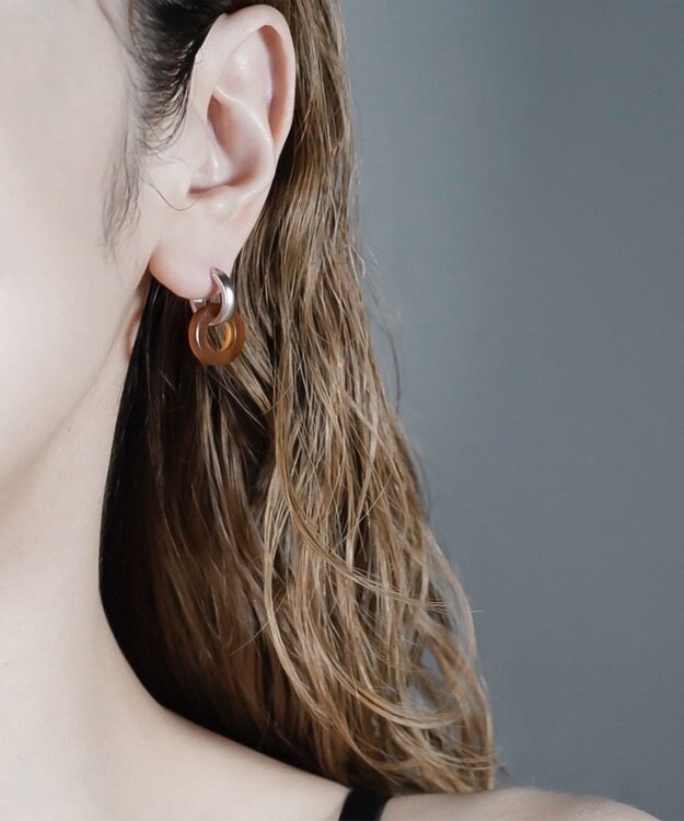 susui 石岡真実さん着用【doughnut】フープピアス S (SVMAT)_片耳 ブラウン