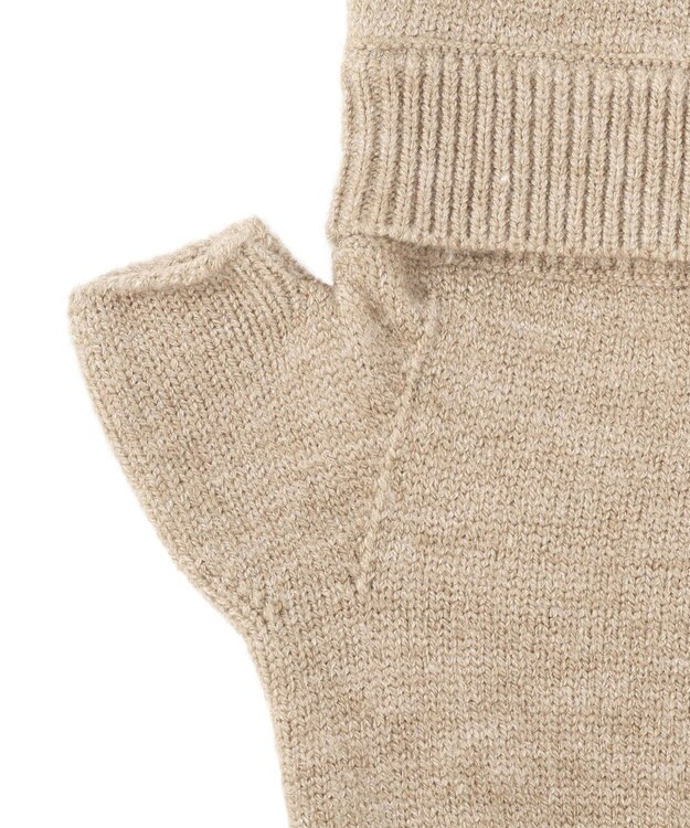 earth music&ecology チャーム付きニットミトン Beige