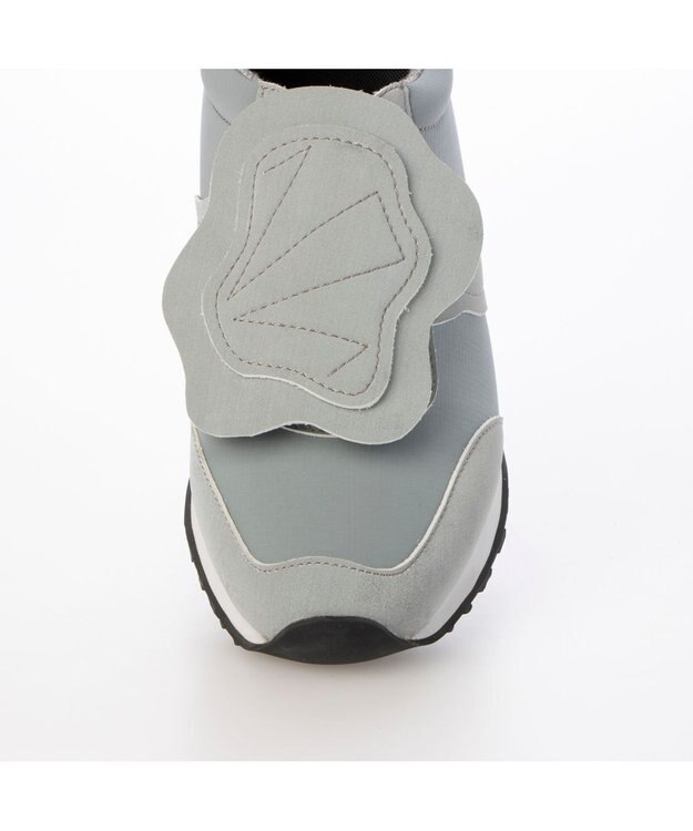 MODE ET JACOMO <D'ICI>取り外し可能キルト付き2WAYスニーカー グレー