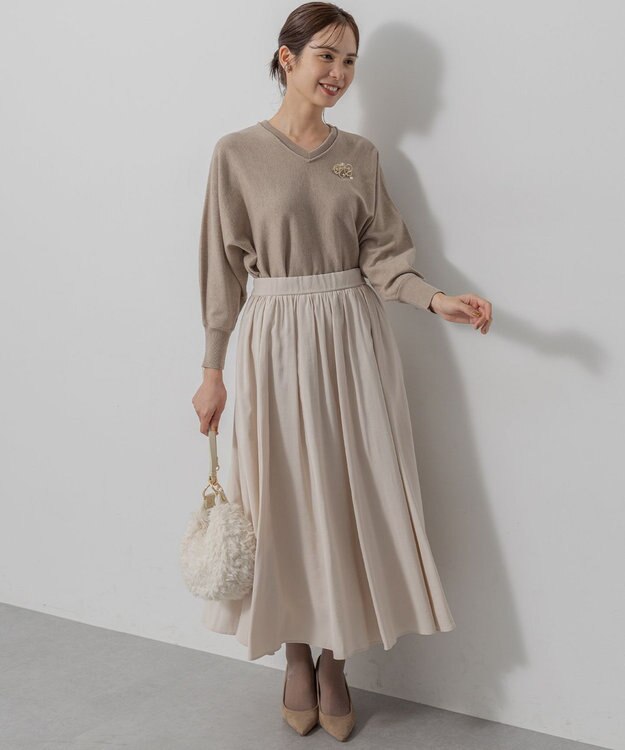 組曲 S 【前後着用可】ニューシックニットＶネック プルオーバー ベージュ系