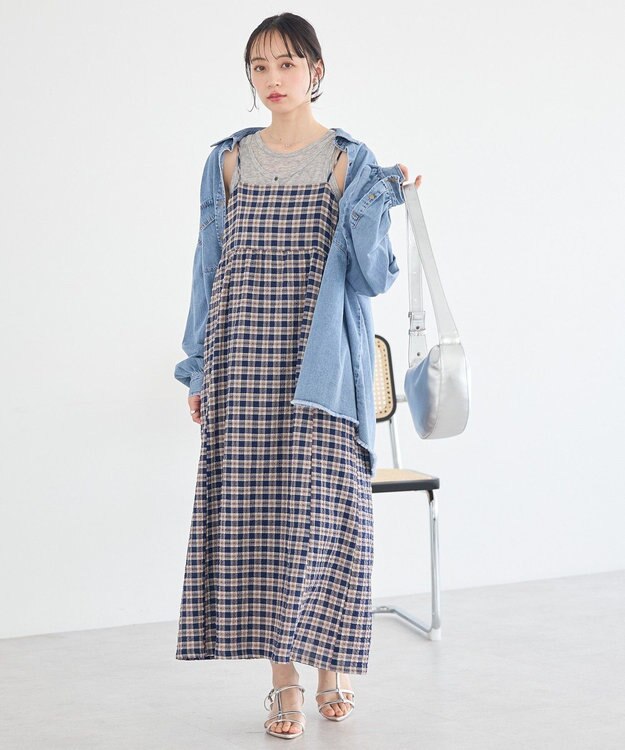 earth music&ecology シャーリングラメチェックキャミワンピース Navy