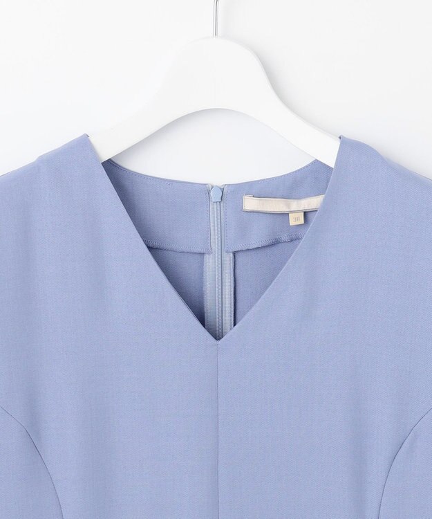 自由区 【接触冷感・速乾・UVケア・撥水・防シワ・XSサイズあり】リネンライクツィルVネック ワンピース ダルブルー系