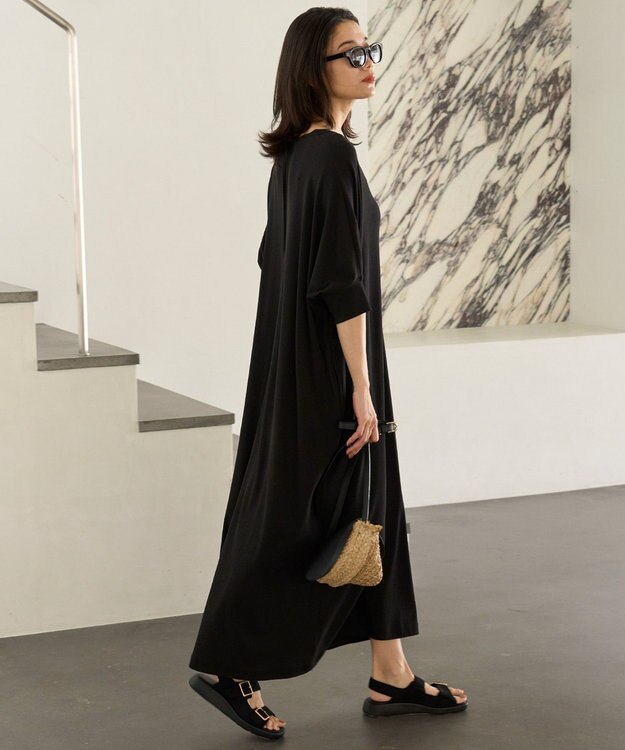 UNFILO ドライタッチフライス ドルマンワンピース ブラック