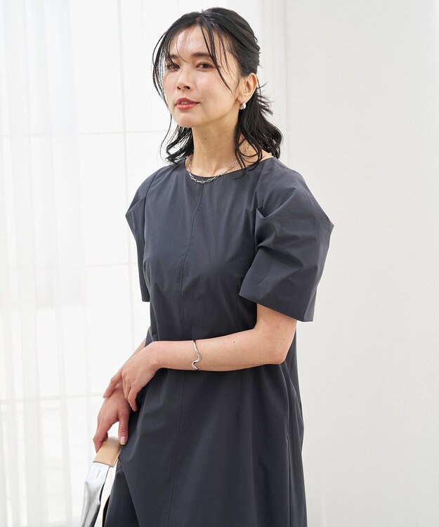 UNFILO L 【mi-molletコラボ】FINE MOVE Iラインワンピース チャコール