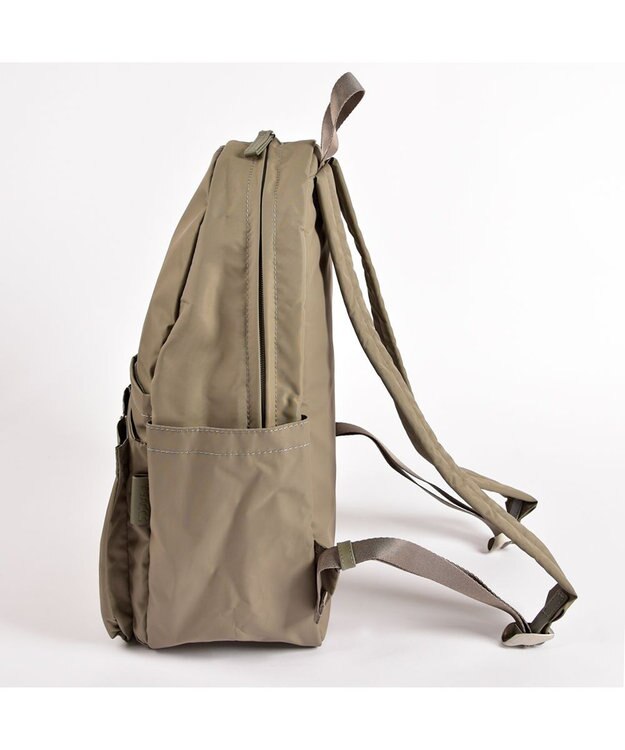 Y'SACCS ダブルホックポケットデイパック グレージュ